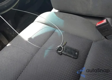 2014 Chevrolet Silverado 1500 1Lt z USA, uszkodzony, nr VIN 3GCUKREC3EG139710